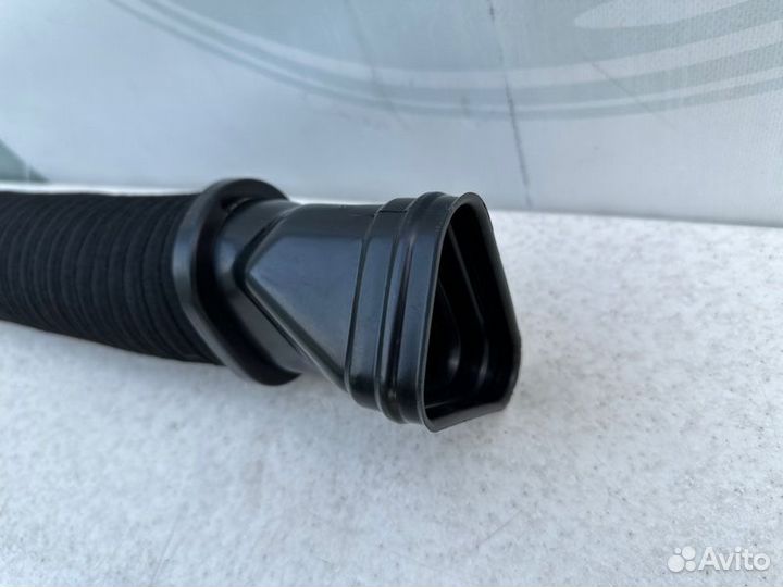 Патрубок воздушного фильтра левый Mercedes Gl X166