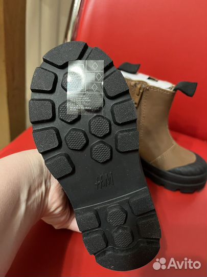 Ботинки для девочки zara