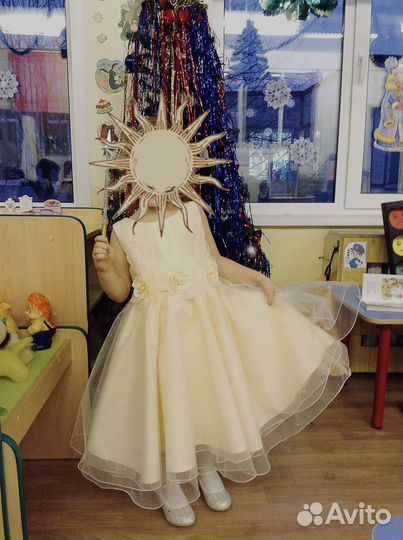 Нарядное платье для девочки