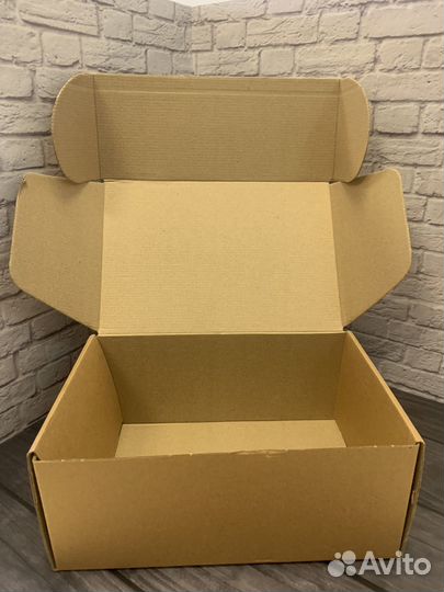 Коробки с логотипом (Самосборные)