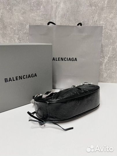 Женская сумка Balenciaga Le Cagole на плечо