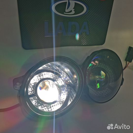 Лазерные bi-led туманки с дхо LADA Granta 3в1