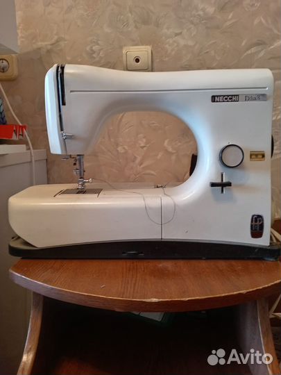 Швейная машина