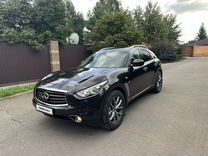 Infiniti QX70 3.0 AT, 2015, 60 900 км, с пробегом, цена 3 400 000 руб.