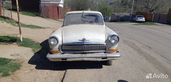 Автомобиль волга газ21