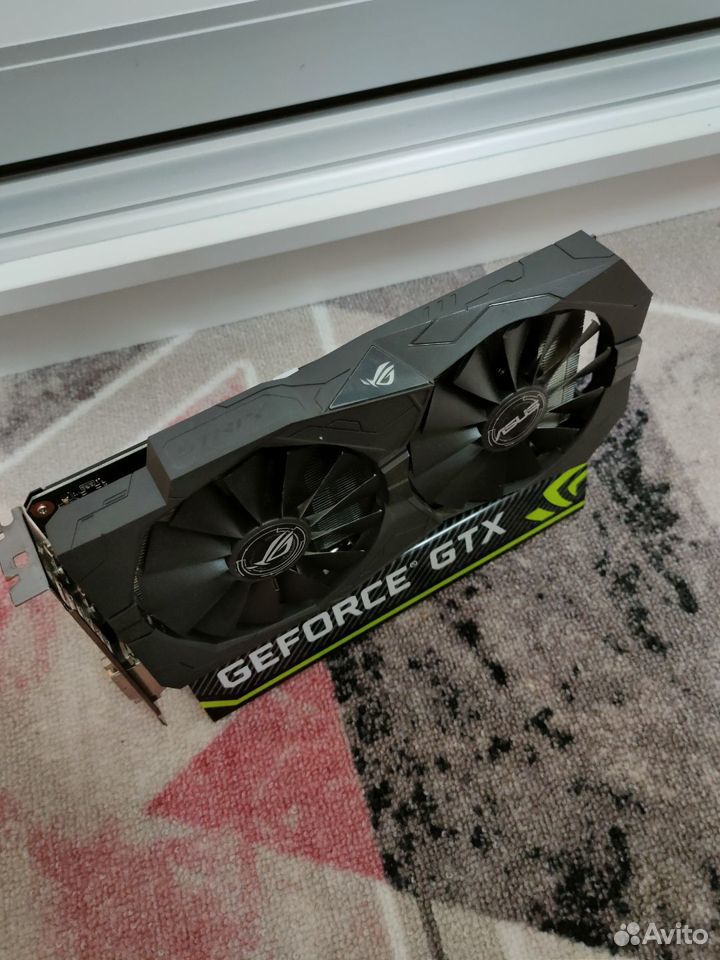 Видеокарта GTX 1050 2gb