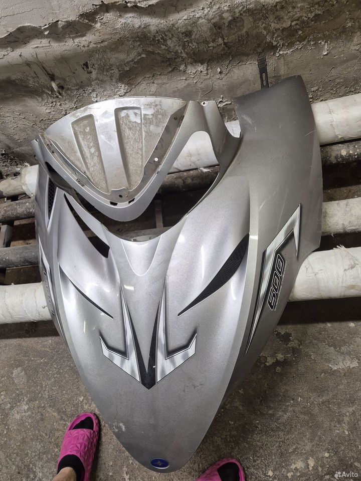 Polaris IQ 600 капот с креплением