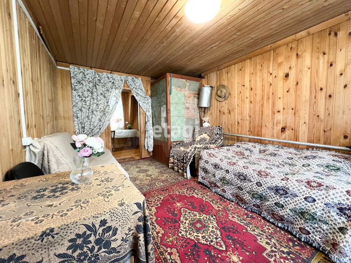 Дом 80 м² на участке 6,4 сот.