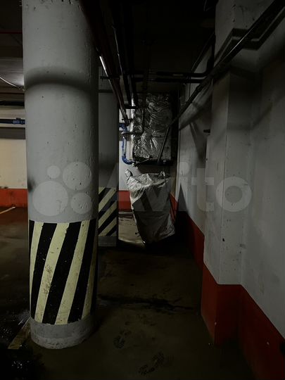 Машиноместо, 10 м²