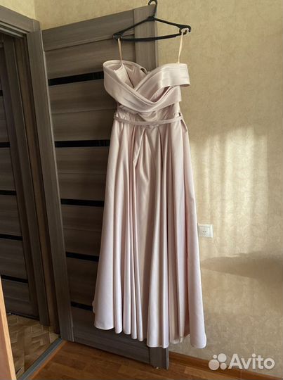 Вечернее платье в пол