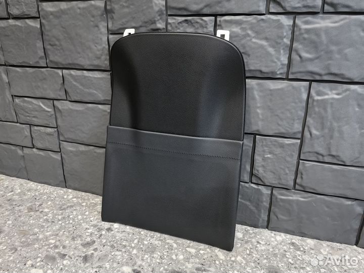 Спинка сиденья