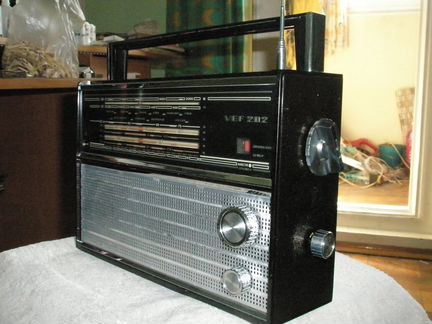 VEF 202 Радиоприёмник 1975г. вэф 202