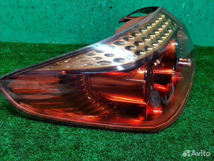 Фонарь задний наружный левый Peugeot 407 (6E) 2007