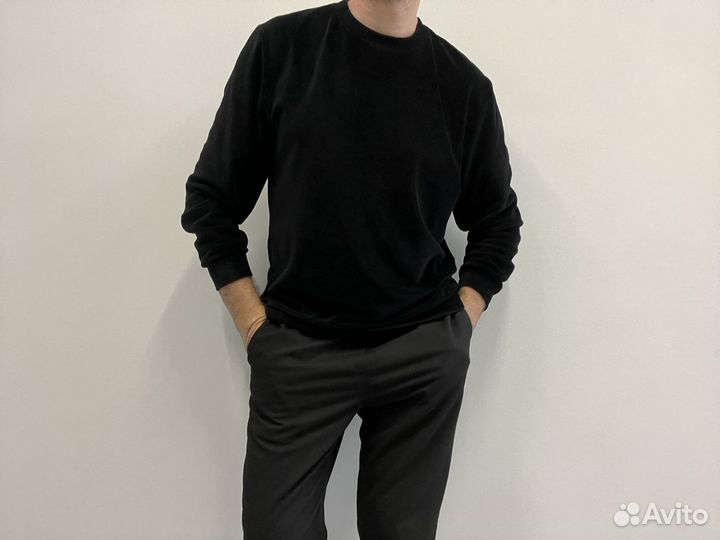 Черный велюровый свитшот COS