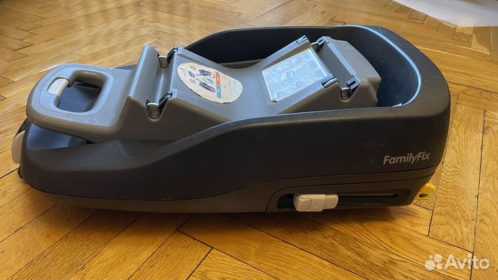 Автолюлька maxi cosi с базой isofix