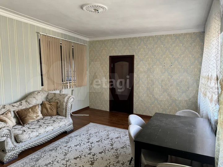 3-к. квартира, 82 м², 1/5 эт.