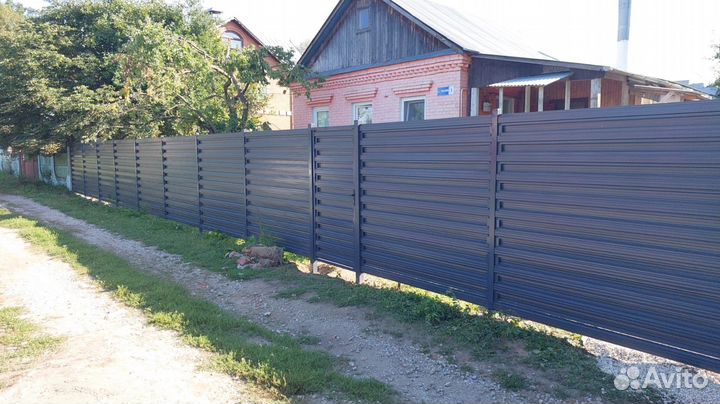 Заборы из профнастила