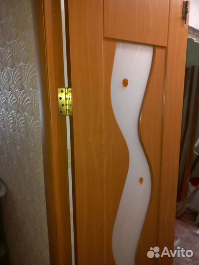 Дверь деревянная бу