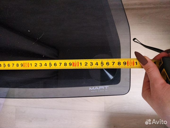 Стеклянная тумба под тв