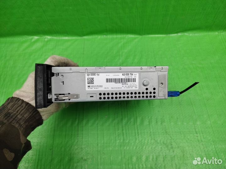 Магнитола / проигрыватель Audi Q7 2005-2015