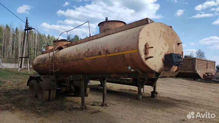 Полуприцеп химическая цистерна Нефаз 96741-10, 2003