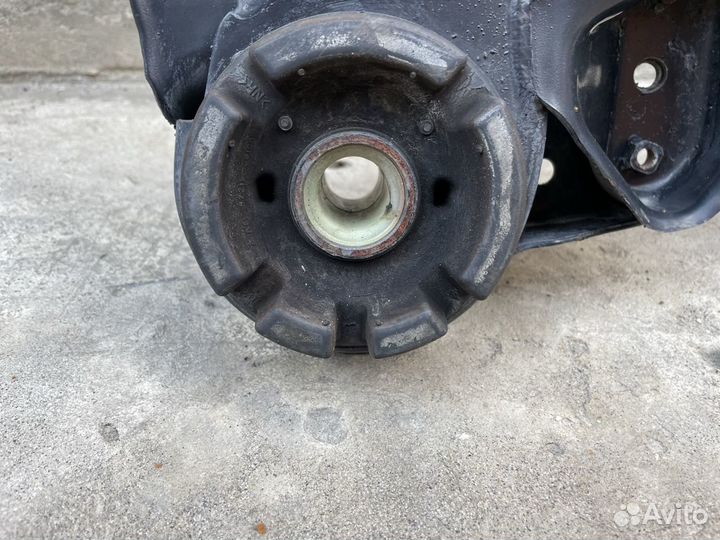 Подрамник Camry V50,55