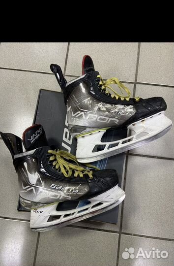 Хоккейные коньки bauer vapor hyperlite 9 fit2 44