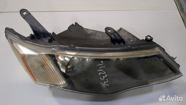 Фара (передняя) Mitsubishi Outlander XL, 2008