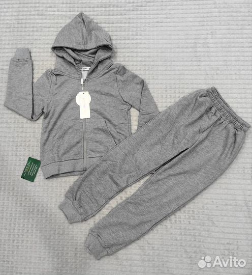 Спортивный костюм детский новый 128,168