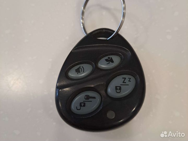 Брелок сигнализации томогавк