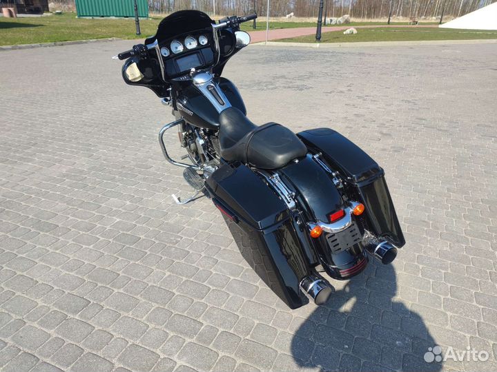 Harley davidson street glide