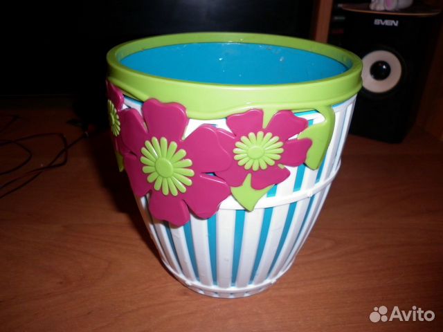 Кашпо пластиковое