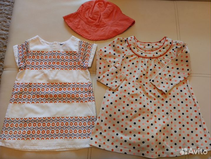 Комплект одежды из двух платьев и панамки