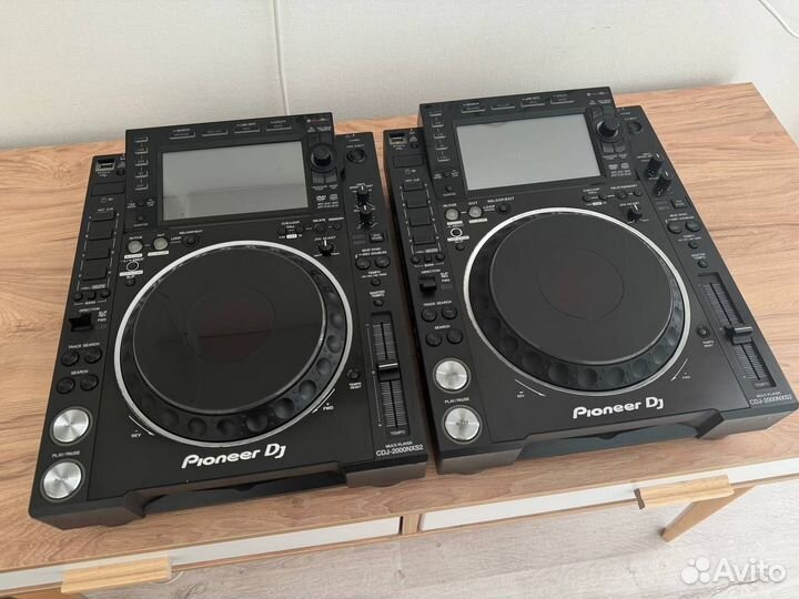 Pioneer CDJ-2000 nexus 2