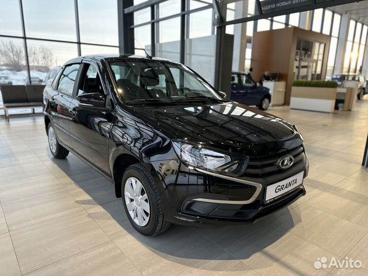 LADA Granta, 2023