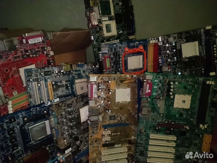 Материнки AMD Сокет (15+ штук)