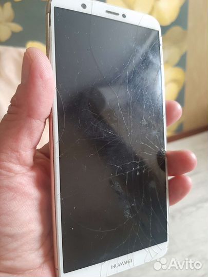 HUAWEI P Smart, 3/32 ГБ