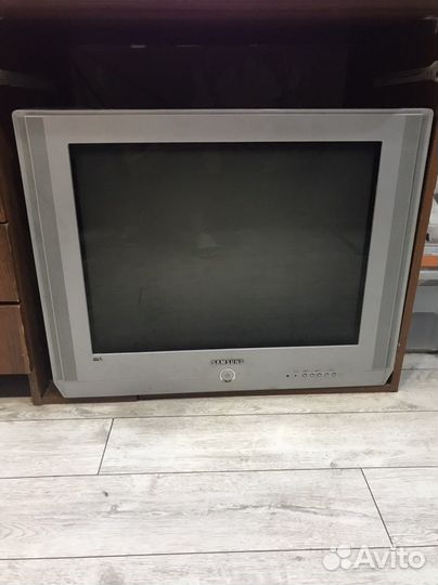 Телевизор samsung 38