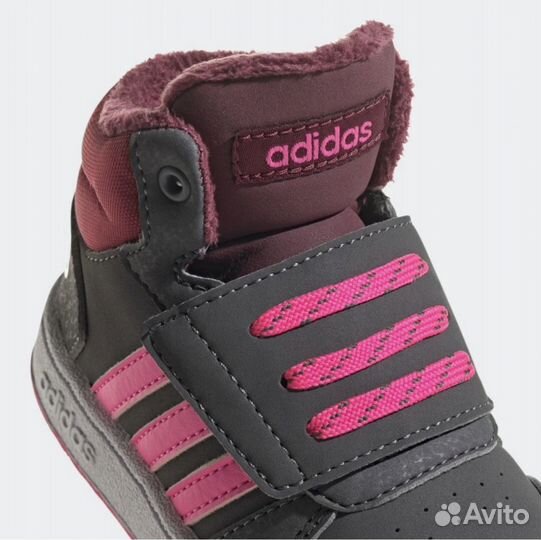 Кроссовки adidas