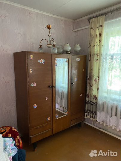 Шкаф сервант