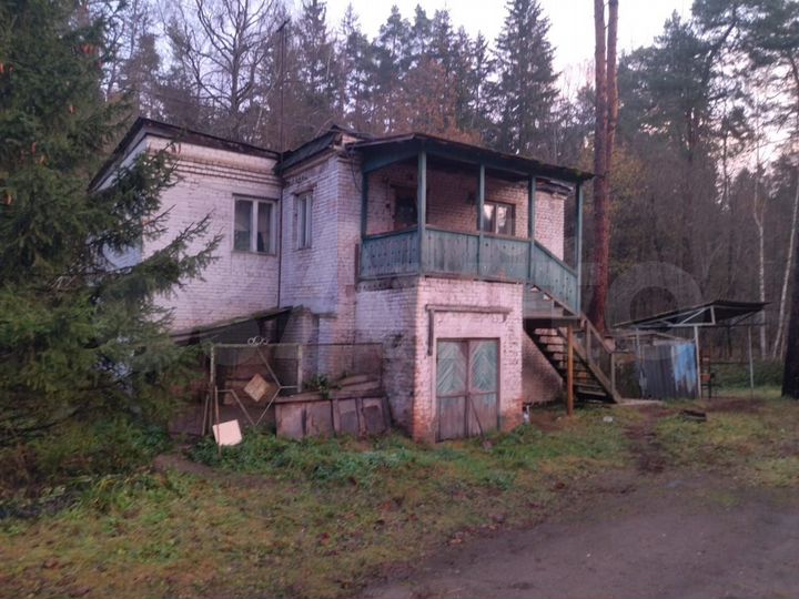 Продается здание 5842.6 м2