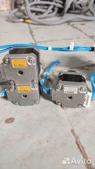 Шаговые двигатели