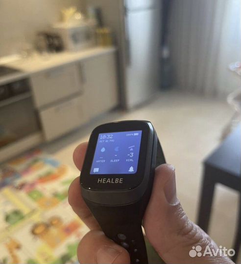 Фитнес браслет Healbe gobe 3