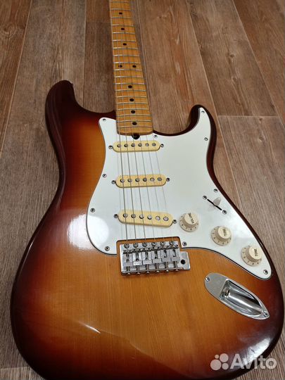 Электрогитара Yamaha SR-700 stratocaster Japan