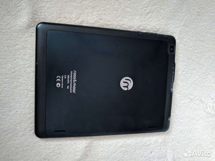 Планшет Ross&moor RMD-877G