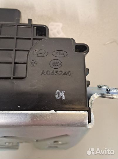 Замок багажника KIA carnival 20-25 год KA4