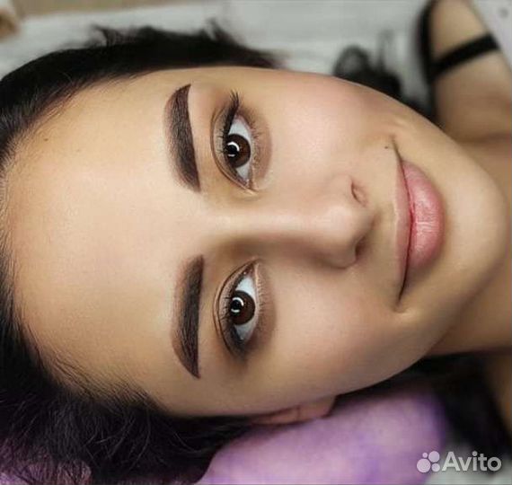 Татуаж. Пудровое напыление бровей