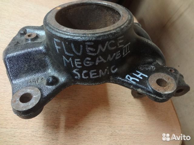 Renault Fluence.Renault Scenic.Кулак правый