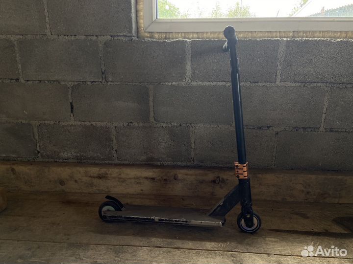 Трюковой самокат