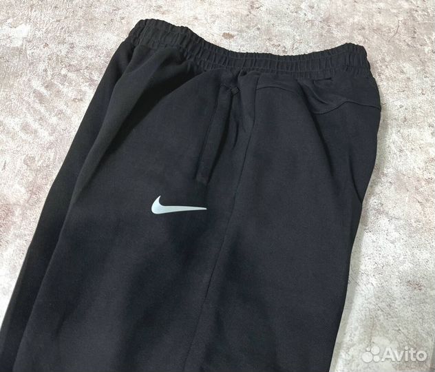 Спортивные костюмы Nike